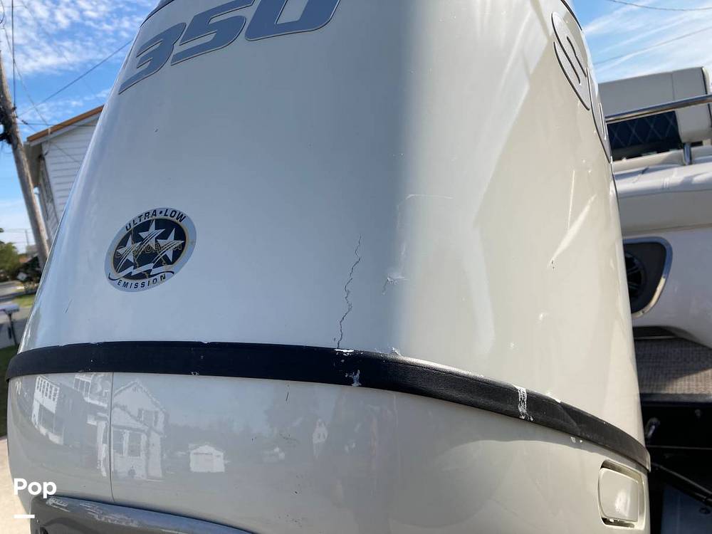 2019 Bennington boat for sale, model of the boat is R-25 SWINGBACK & Image # 16 of 40