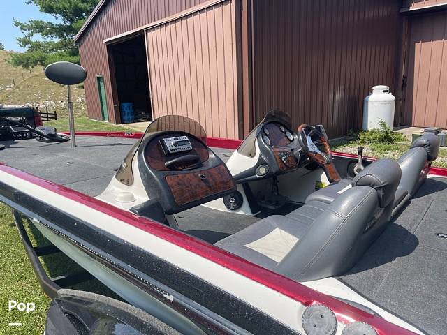 2004 Ranger Boats boat for sale, model of the boat is Comanche 521VX & Image # 6 of 41