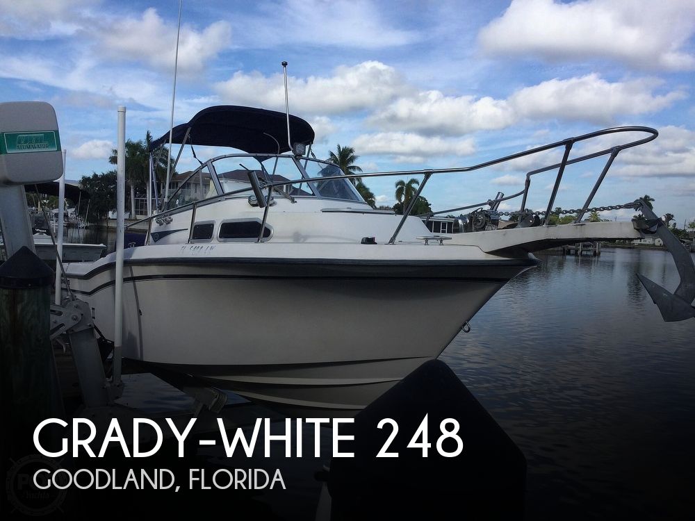 2002 GradyWhite 248 Voyager Power boat for Sale in Goodland, FL