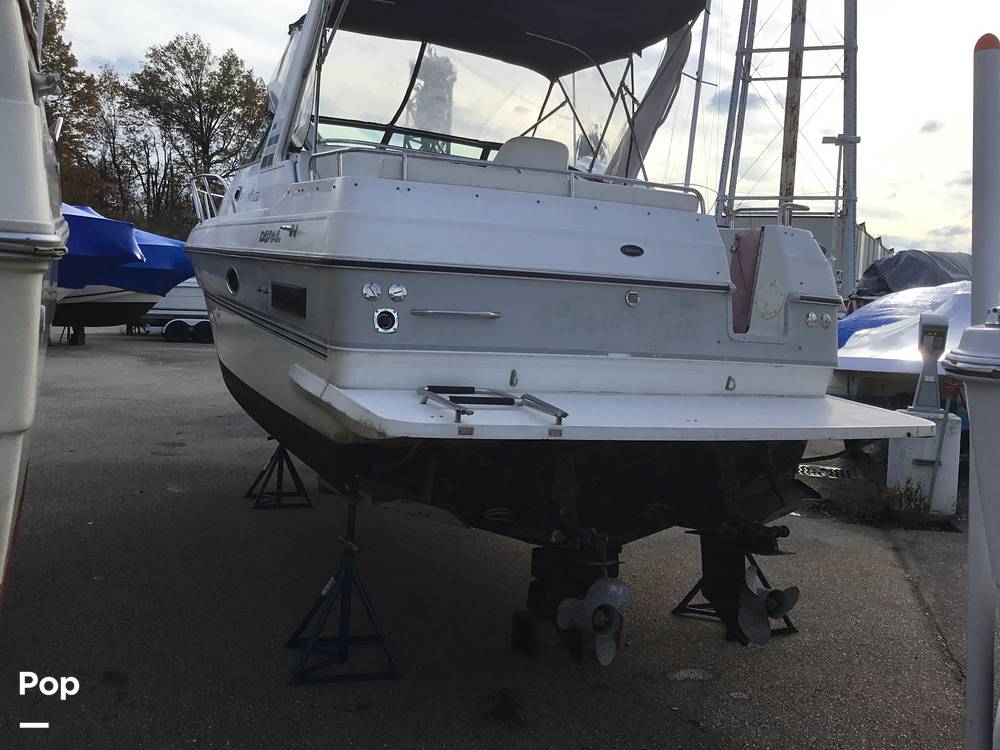 1990 Doral International boat for sale, model of the boat is Monticello & Image # 4 of 16