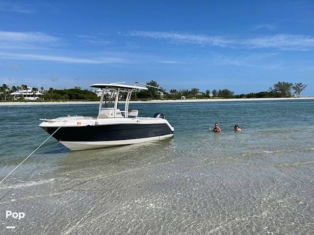 2016 Robalo boat for sale, model of the boat is 222R & Image # 4 of 26