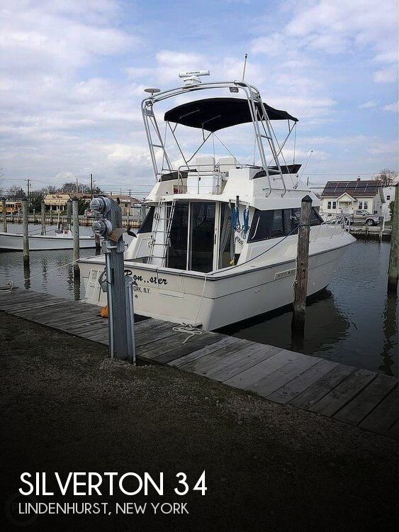 1990 Silverton 34C Fishing boat for Sale in Lindenhurst, NY