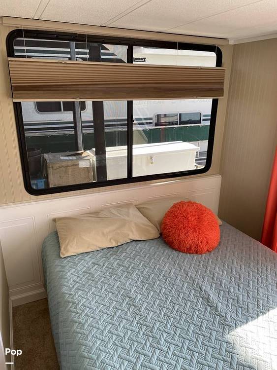 1997 36 foot Catamaran Cruisers Aqua Cruiser SE Houseboat for Sale in