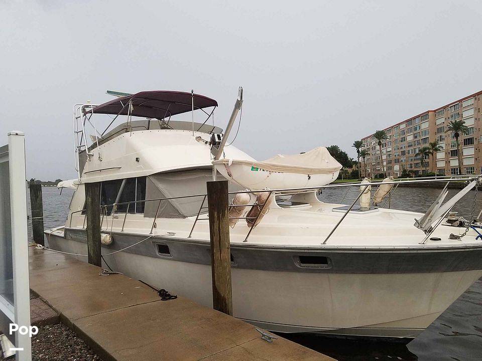 1987 Silverton 40c Fishing boat for Sale in Brooksville, FL