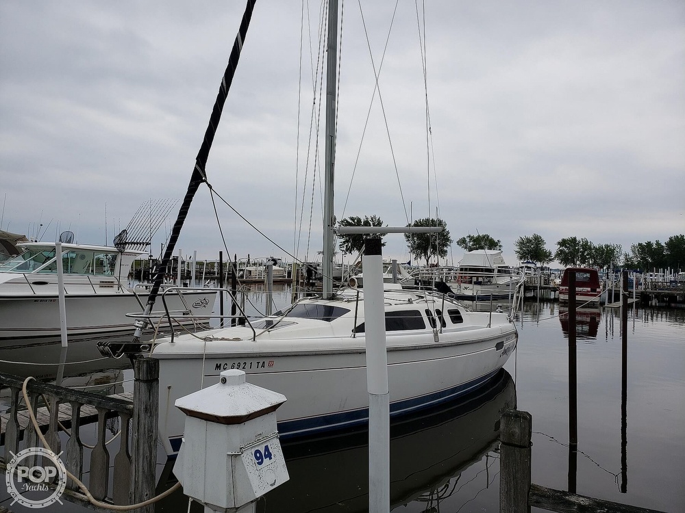 1995 Hunter Hunter Legend 29.5 Sailboat for sale in Linwood, MI Used Hunter Sailboats For Sale in Flint, Michigan by owner | 1995 Hunter Hunter Legend 29.5