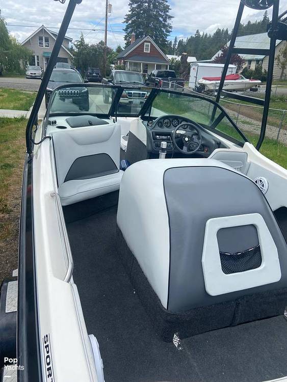 1999 Centurion 20 Power boat for Sale in Cle Elum, WA