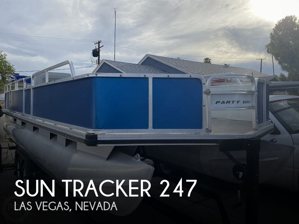 1994 Sun Tracker 247 Party Barge Pontoon Boat for Sale in Las Vegas, NV