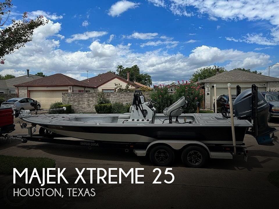 2014 Majek Xtreme 25 Power boat for Sale in Houston, TX