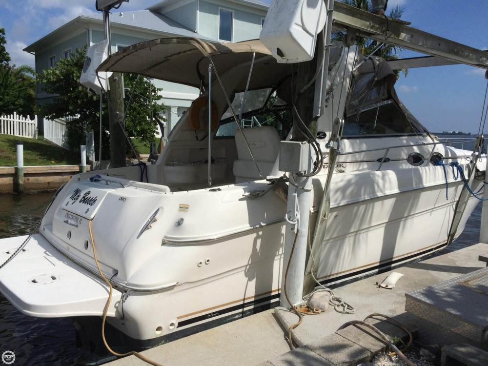 2001 Sea Ray 31 - Photo #2