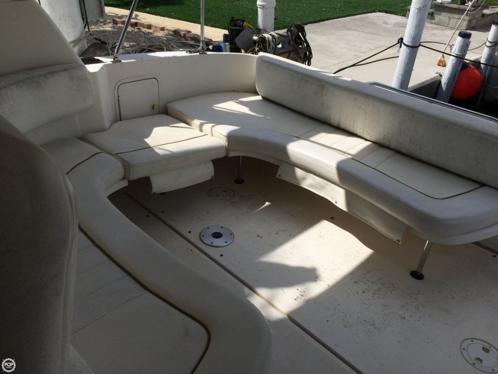 2001 Sea Ray 31 - Photo #8