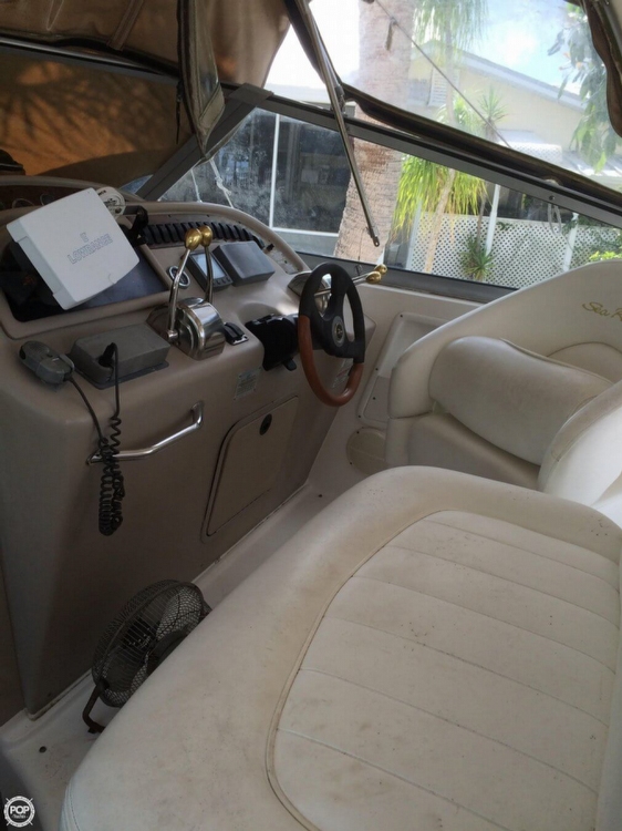 2001 Sea Ray 31 - Photo #9