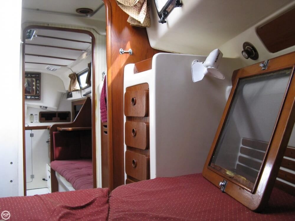 1980 Pearson 32 Power boat for Sale in Barnegat, NJ